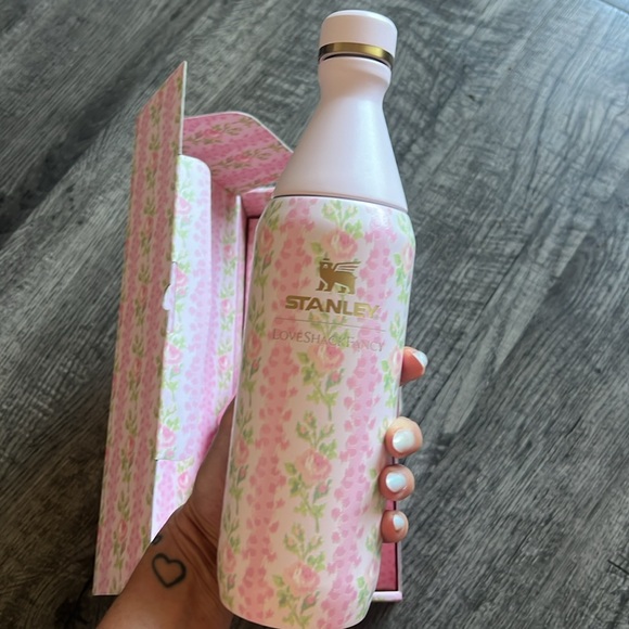 LSF Stanley 🎀 - Picture 7 of 8